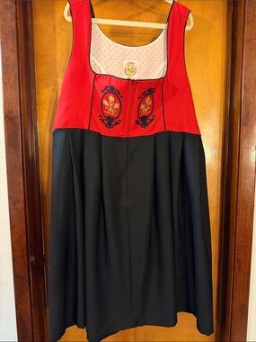 Licht Trachtenhaus Women’s German style dress/ Drindl. US size 22.